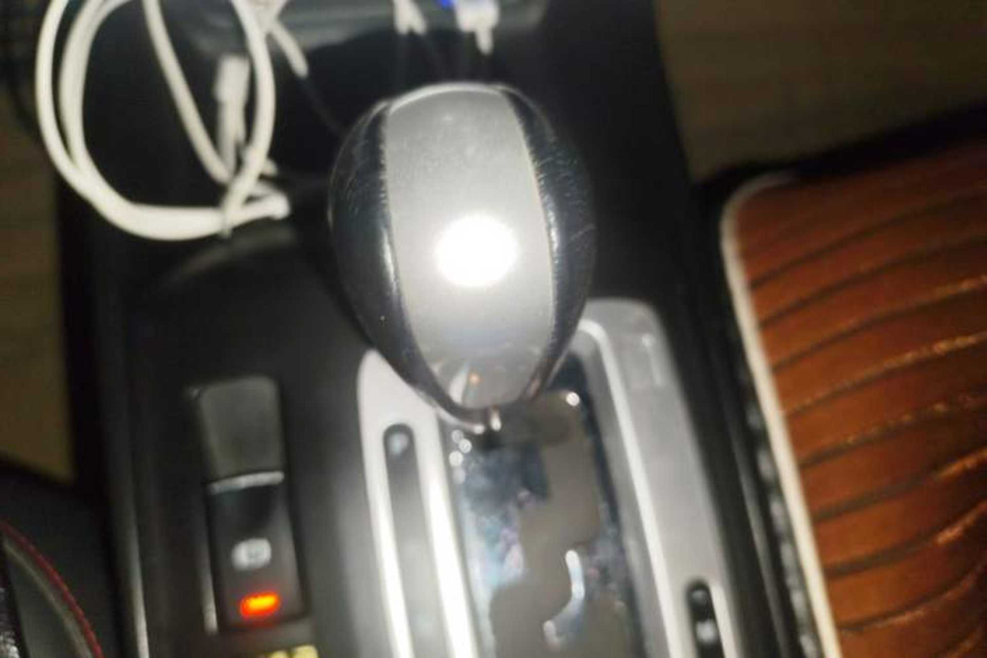 Used Bestune X80 2013 2.0L automatic luxury version Gear Lever