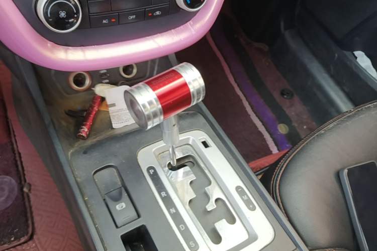 Used Bestune X80 2013 2.0L automatic comfort version Gear Lever