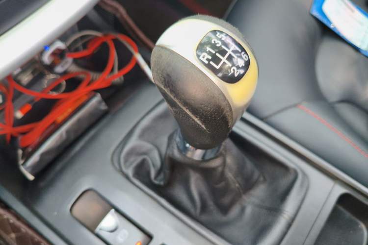 Used Bestune X80 2013 2.0L manual luxury version Gear Lever