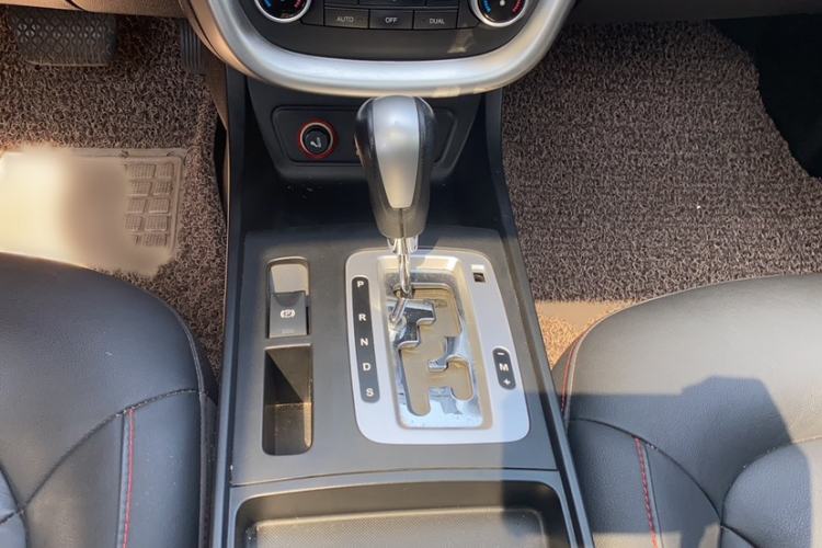 Used Bestune X80 2013 2.0L automatic luxury version Gear Lever