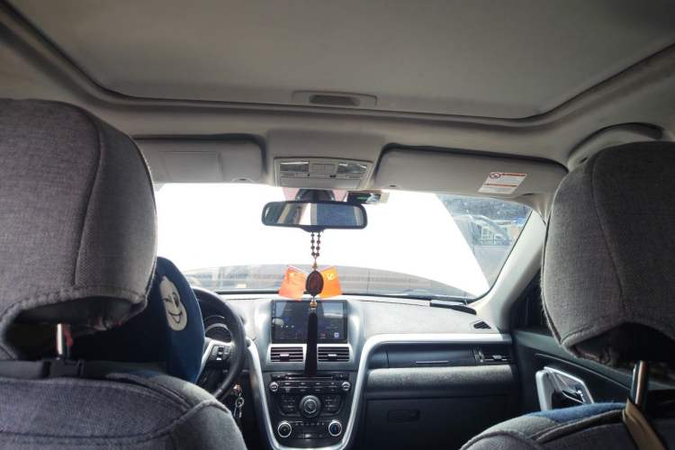 Used Bestune X80 2013 2.0L automatic comfort version Headliner