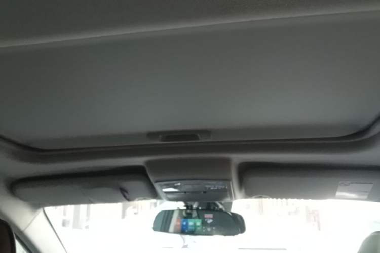 Used Bestune X80 2013 2.0L automatic comfort version Headliner