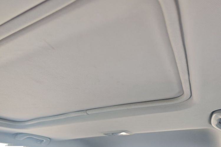 Used Bestune X80 2013 2.0L automatic comfort version Headliner