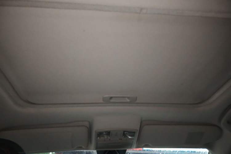 Used Bestune X80 2013 2.0L manual luxury version Headliner