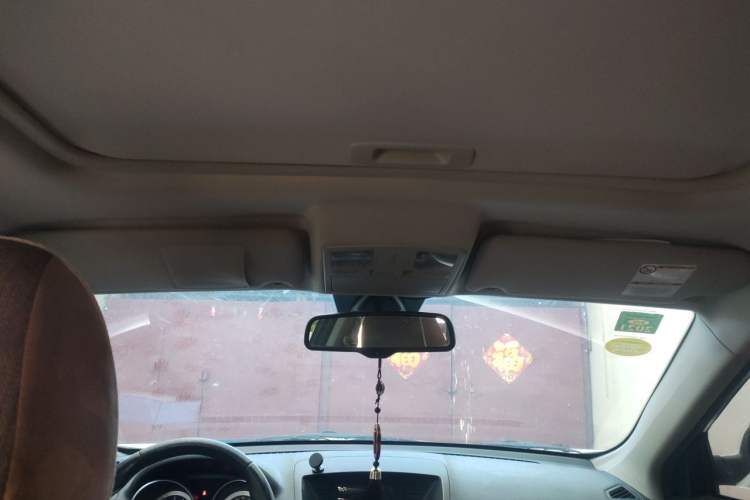 Used Bestune X80 2013 2.0L manual luxury version Headliner