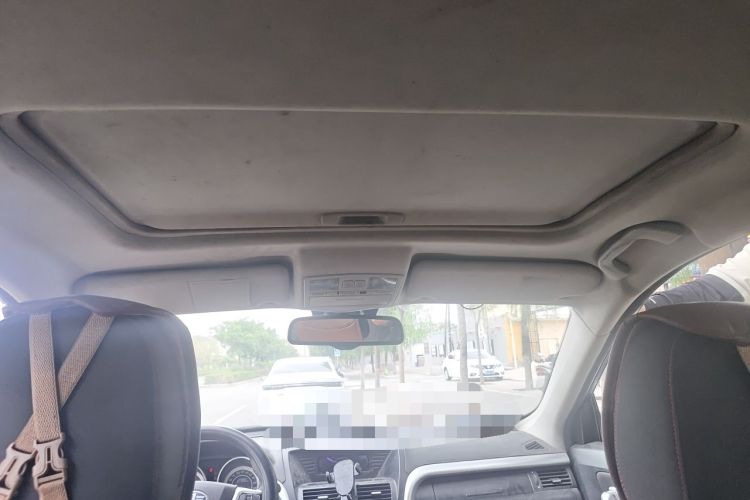 Used Bestune X80 2013 2.0L automatic comfort version Headliner