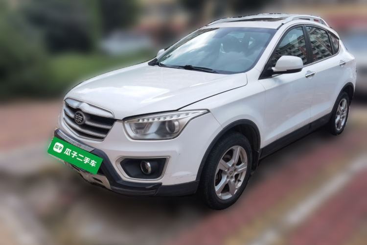 Used Bestune X80 2013 2.0L automatic comfort version Guazi used car, China used car export, Used car for sale, Used  cars, Cheapest cars for sale