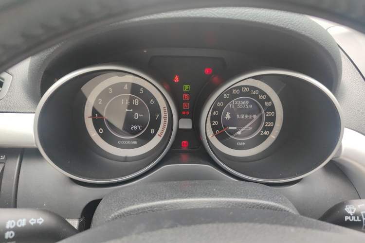 Used Bestune X80 2013 2.0L automatic luxury version Instrument Cluster