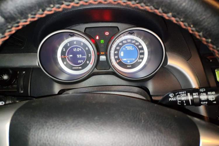 Used Bestune X80 2013 2.0L automatic comfort version Instrument Cluster