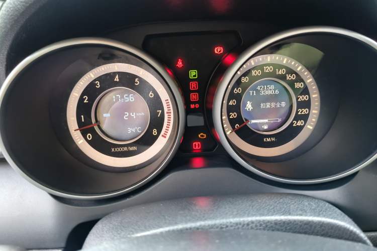 Used Bestune X80 2013 2.0L automatic comfort version Instrument Cluster