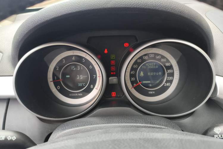 Used Bestune X80 2013 2.0L automatic comfort version Instrument Cluster