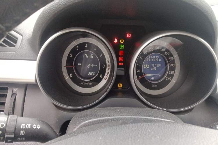 Used Bestune X80 2013 2.0L automatic luxury version Instrument Cluster