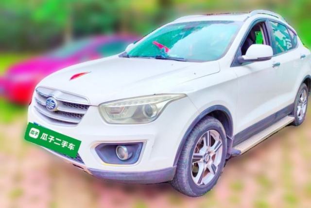 Used Bestune X80 2013 2.0L automatic luxury version