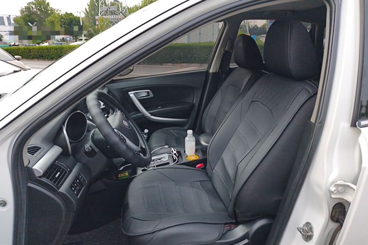 Used Bestune X80 2013 2.0L automatic comfort version Left Front Seat