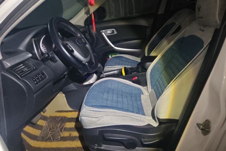 Used Bestune X80 2013 2.0L automatic comfort version Left Front Seat