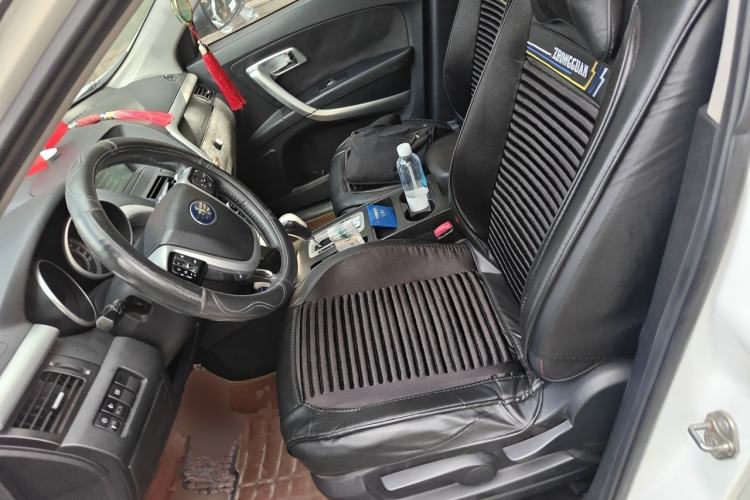 Used Bestune X80 2013 2.0L automatic comfort version Left Front Seat
