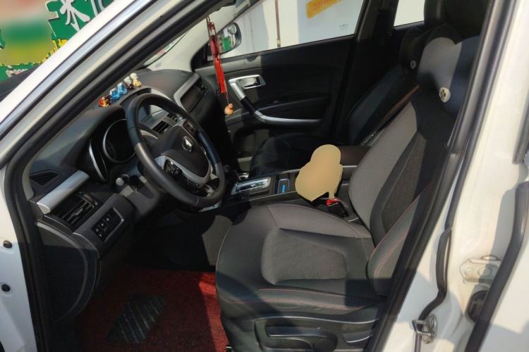 Used Bestune X80 2013 2.0L automatic comfort version Left Front Seat