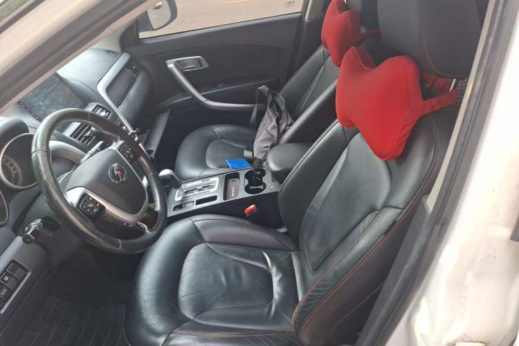 Used Bestune X80 2013 2.0L automatic comfort version Left Front Seat