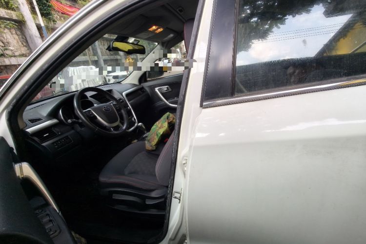Used Bestune X80 2013 2.0L automatic comfort version Left Front Seat
