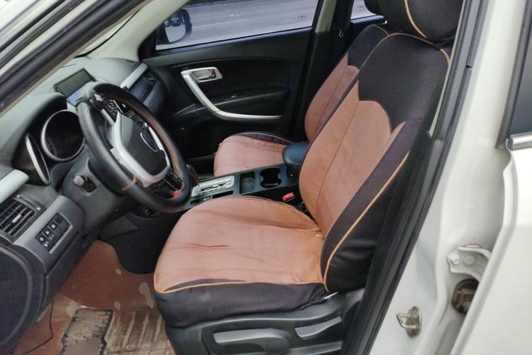 Used Bestune X80 2013 2.0L automatic comfort version Left Front Seat