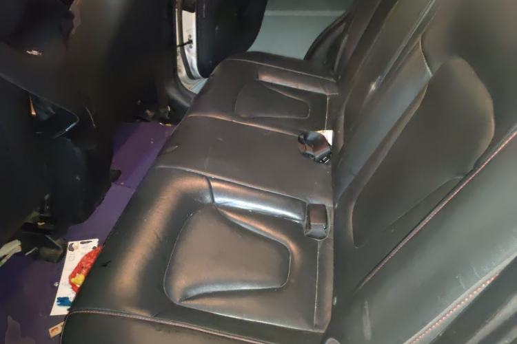 Used Bestune X80 2013 2.0L manual luxury version Left Rear Seat
