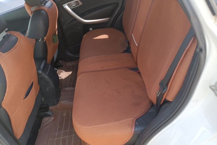 Used Bestune X80 2013 2.0L manual luxury version Left Rear Seat