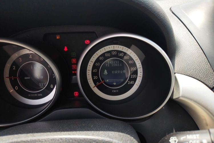 Used Bestune X80 2013 2.0L automatic comfort version Odometer Close Up