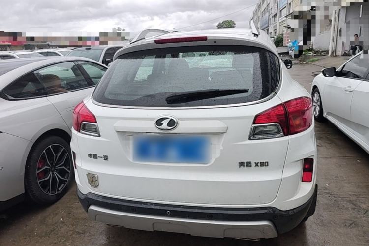 Used Bestune X80 2013 2.0L automatic comfort version Rear