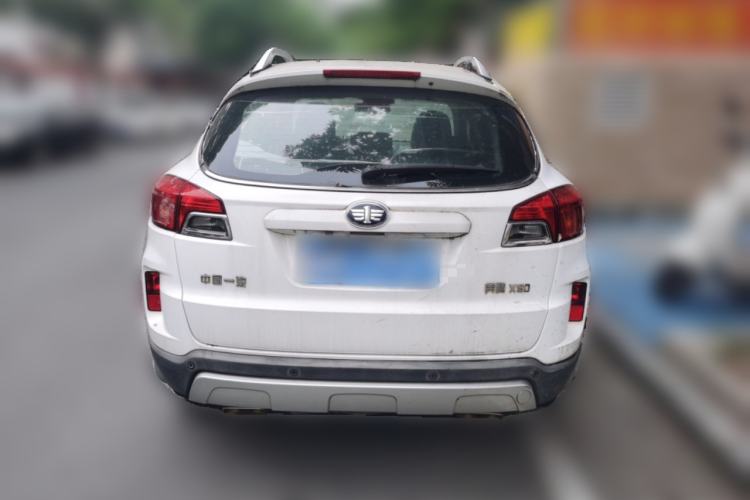 Used Bestune X80 2013 2.0L automatic comfort version Rear