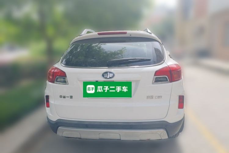 Used Bestune X80 2013 2.0L automatic luxury version Rear