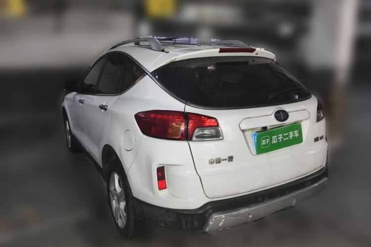 Used Bestune X80 2013 2.0L automatic comfort version Rear Left 45 Deg
