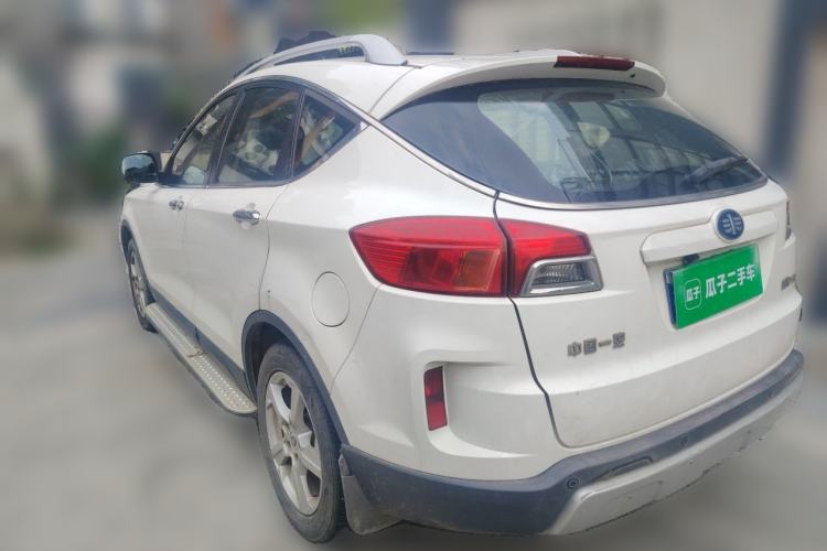 Used Bestune X80 2013 2.0L automatic luxury version Rear Left 45 Deg