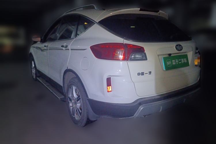 Used Bestune X80 2013 2.0L automatic comfort version Rear Left 45 Deg