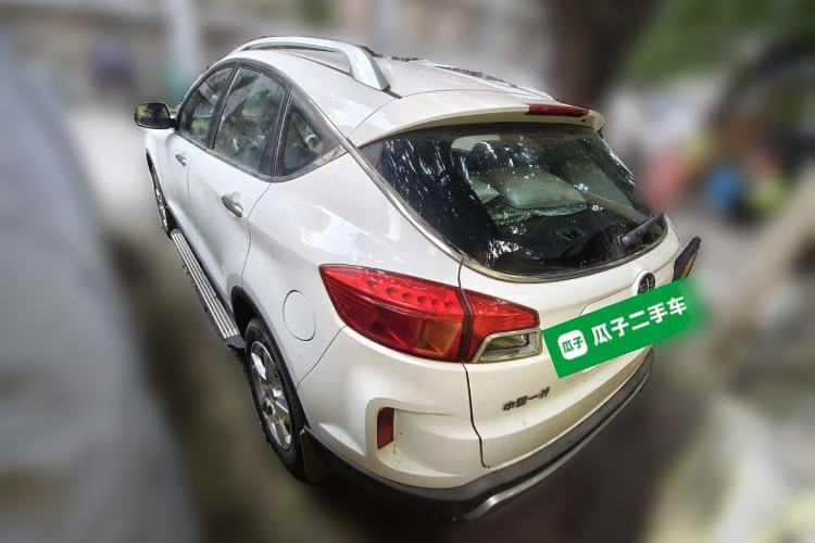 Used Bestune X80 2013 2.0L automatic comfort version Rear Left 45 Deg