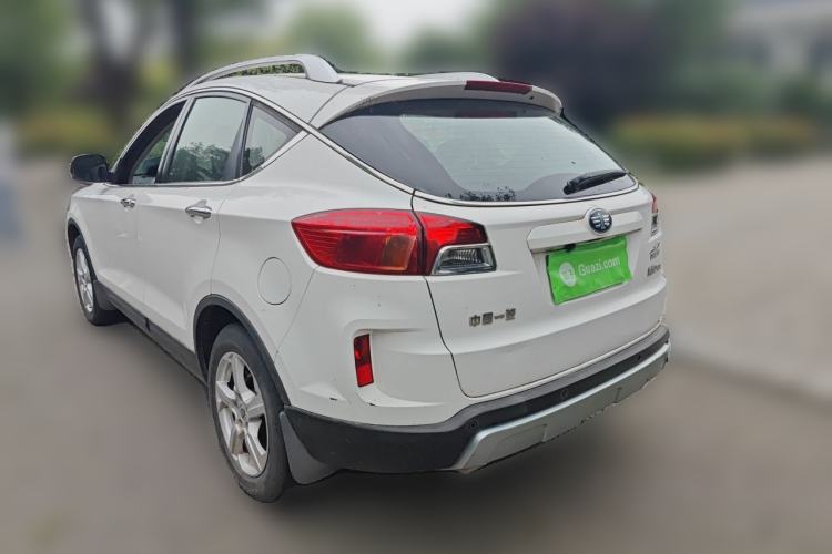 Used Bestune X80 2013 2.0L automatic comfort version Rear Left 45 Deg