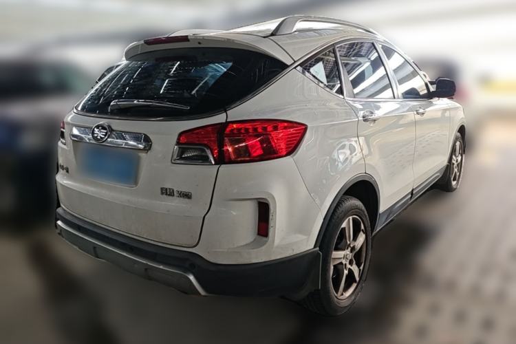 Used Bestune X80 2013 2.0L automatic comfort version Rear Right 45 Deg