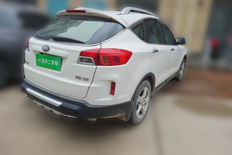Used Bestune X80 2013 2.0L manual luxury version Rear Right 45 Deg