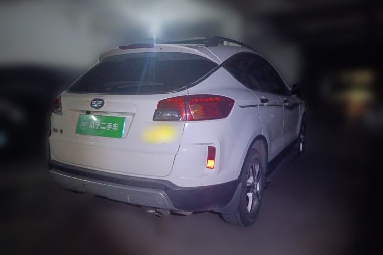 Used Bestune X80 2013 2.0L automatic comfort version Rear Right 45 Deg