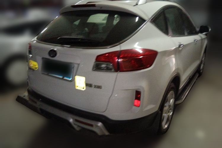 Used Bestune X80 2013 2.0L automatic luxury version Rear Right 45 Deg