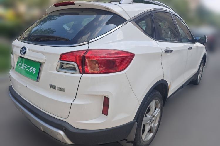 Used Bestune X80 2013 2.0L automatic comfort version Rear Right 45 Deg