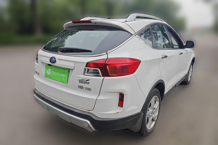 Used Bestune X80 2013 2.0L automatic comfort version Rear Right 45 Deg