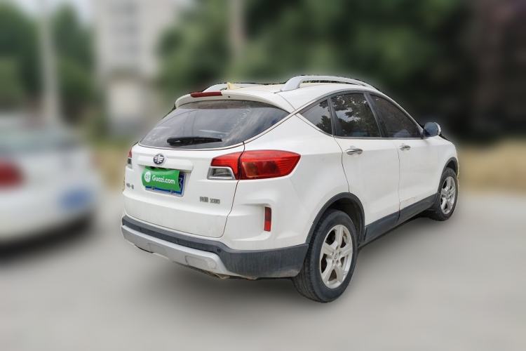Used Bestune X80 2013 2.0L automatic comfort version Rear Right 45 Deg