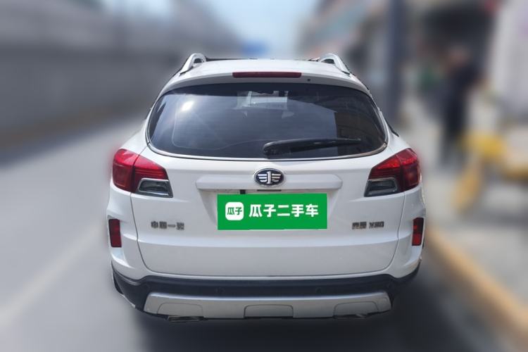Used Bestune X80 2013 2.0L automatic comfort version Rear
