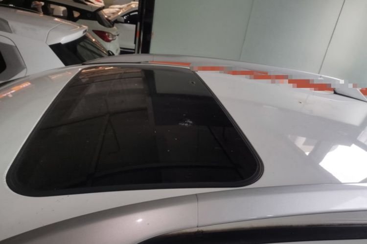 Used Bestune X80 2013 2.0L automatic luxury version Roof