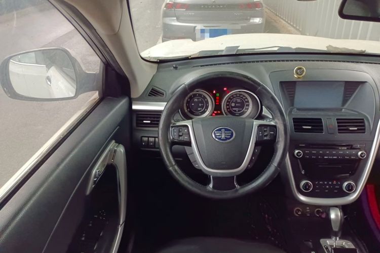 Used Bestune X80 2013 2.0L automatic luxury version Steering Wheel