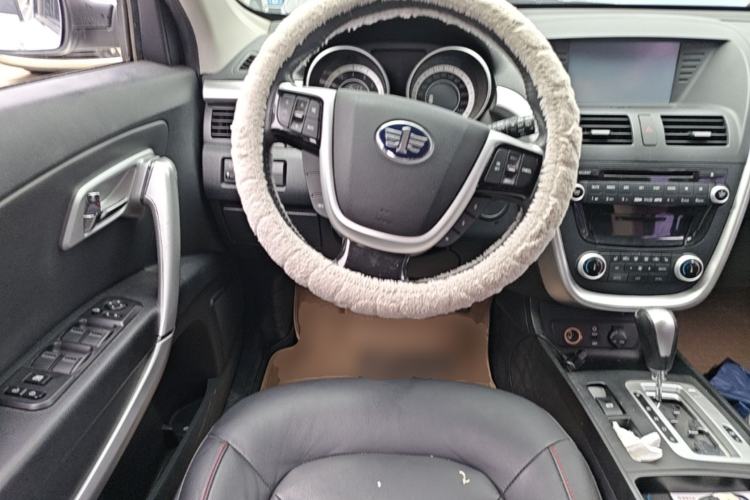 Used Bestune X80 2013 2.0L automatic luxury version Steering Wheel