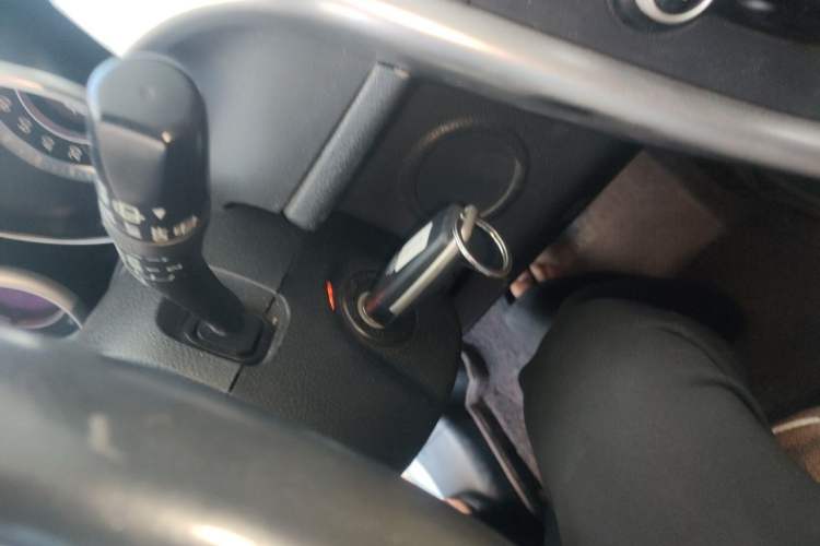 Used Bestune X80 2013 2.0L manual luxury version Vehicle Key