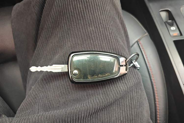 Used Bestune X80 2013 2.0L manual luxury version Vehicle Key