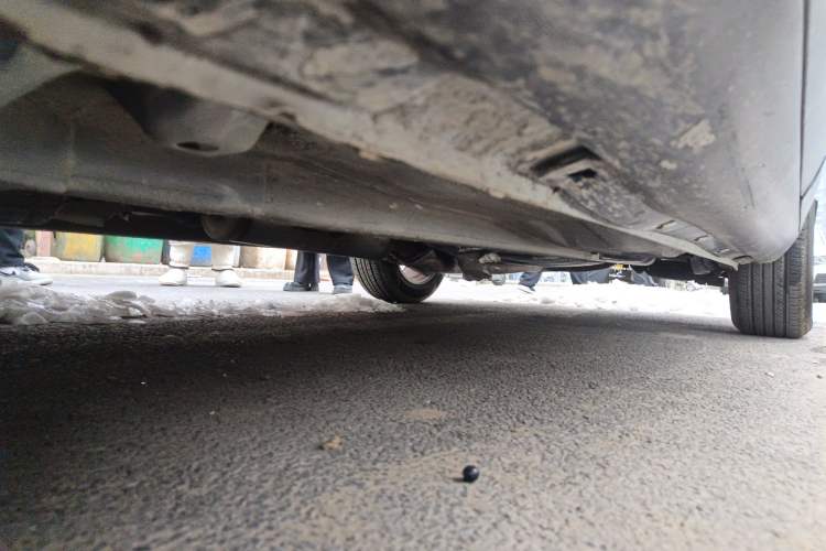 Used Bestune X80 2013 2.0L automatic comfort version Chassis Front Left