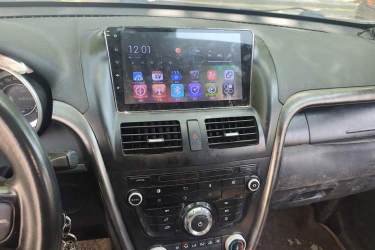 Used Bestune X80 2015 2.0L automatic comfort version Audio And AC Panel